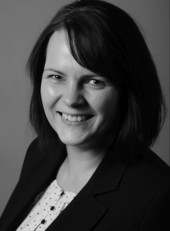 Portrait von Frau Prof. Dr. Julia Franz.