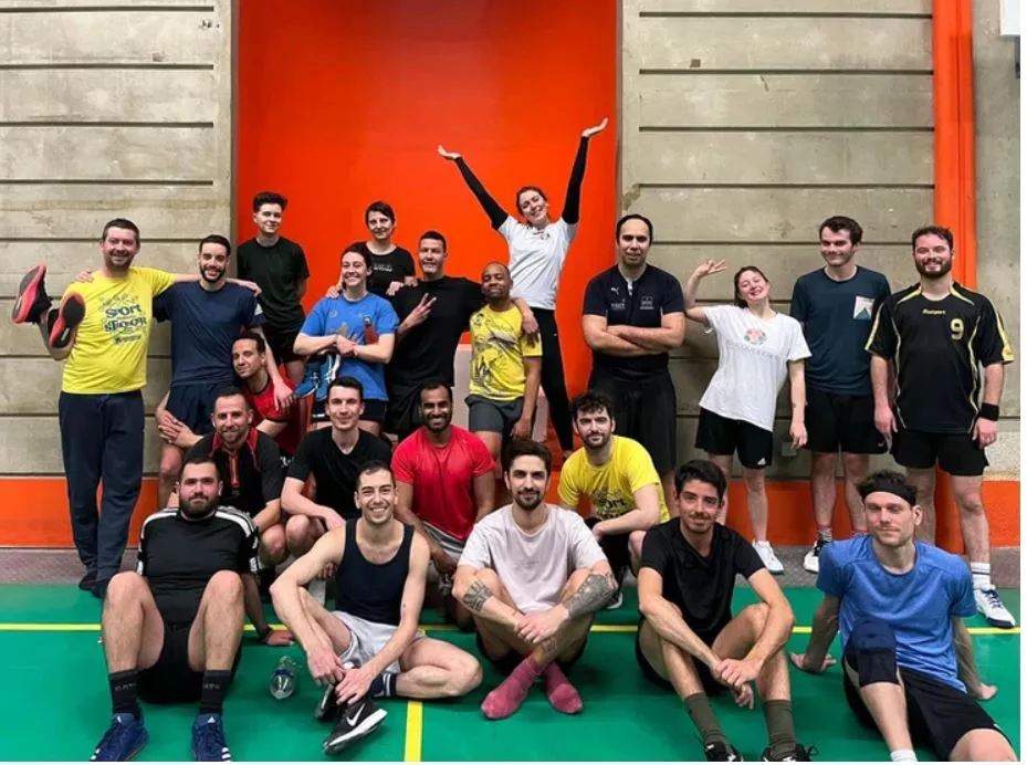 Roucoulette handball.