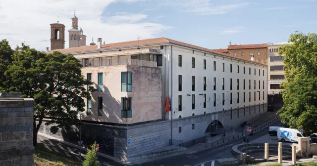 Sede Departamento Educación Gobierno de Navarra.