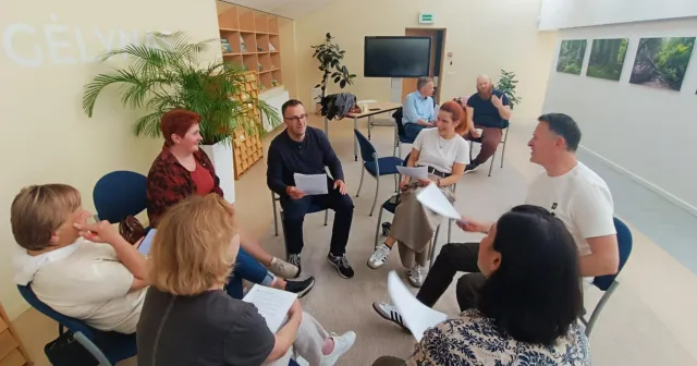 Conversations with the participants of language clubs of the Library.