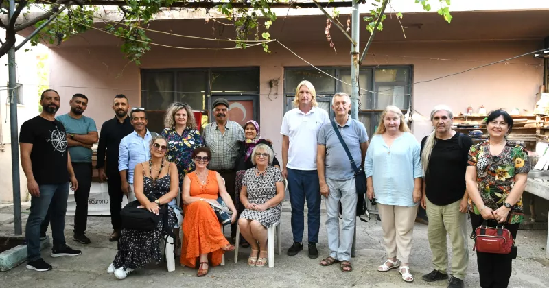 Local workshop with seniors in Türkiye.